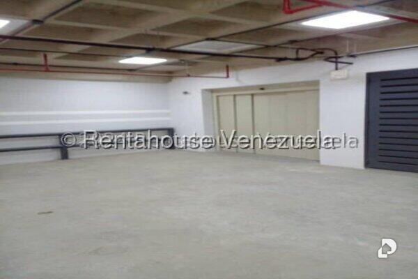 Oficina en Las Mercedes, Caracas – 8
