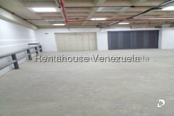 Oficina en Las Mercedes, Caracas – 9