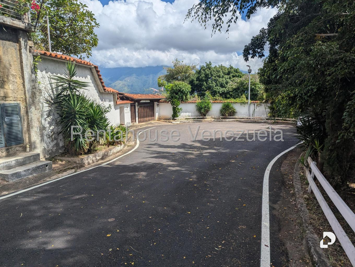 Casa en Cerro Verde, Caracas – 3
