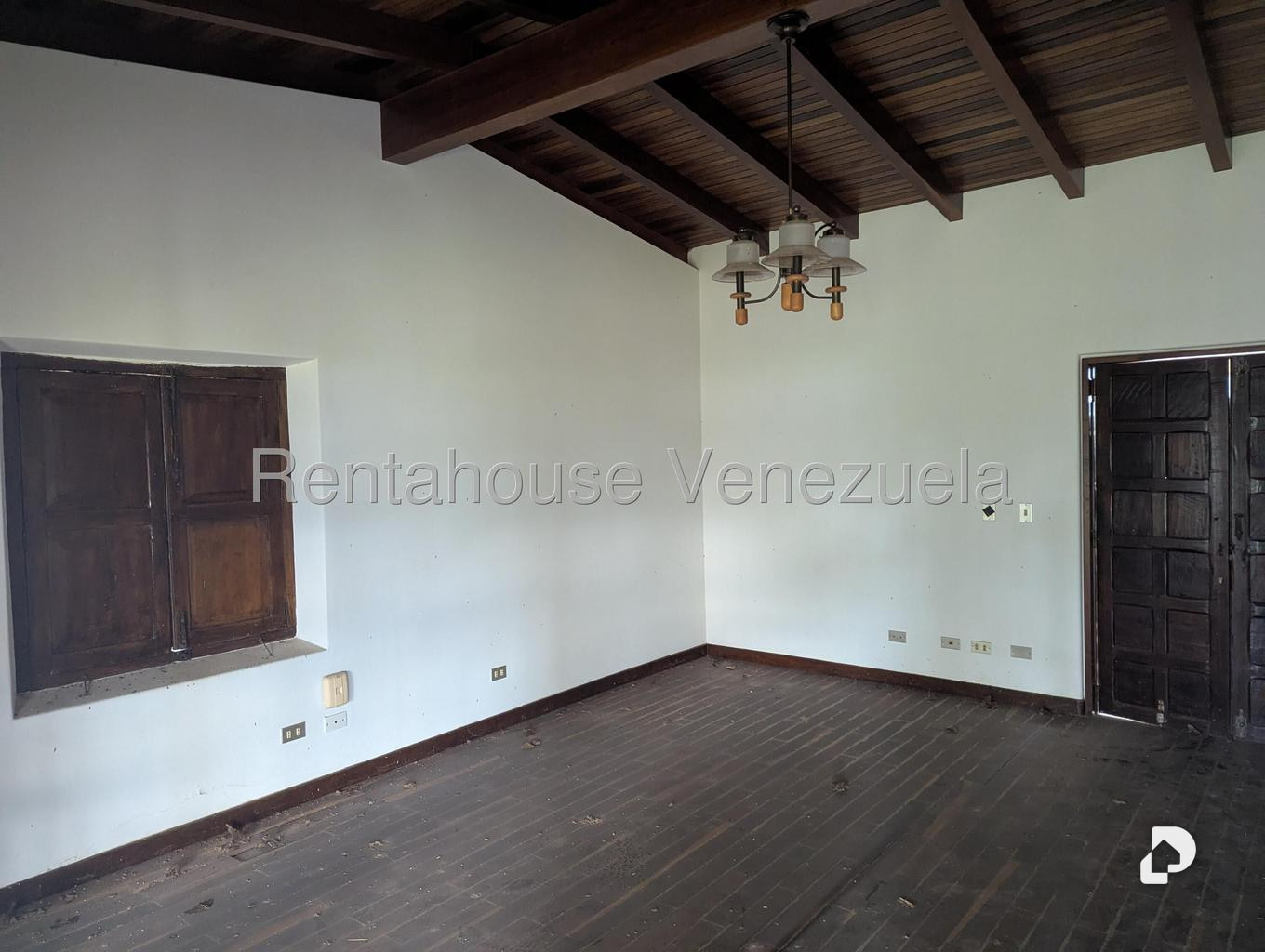 Casa en Cerro Verde, Caracas – 9