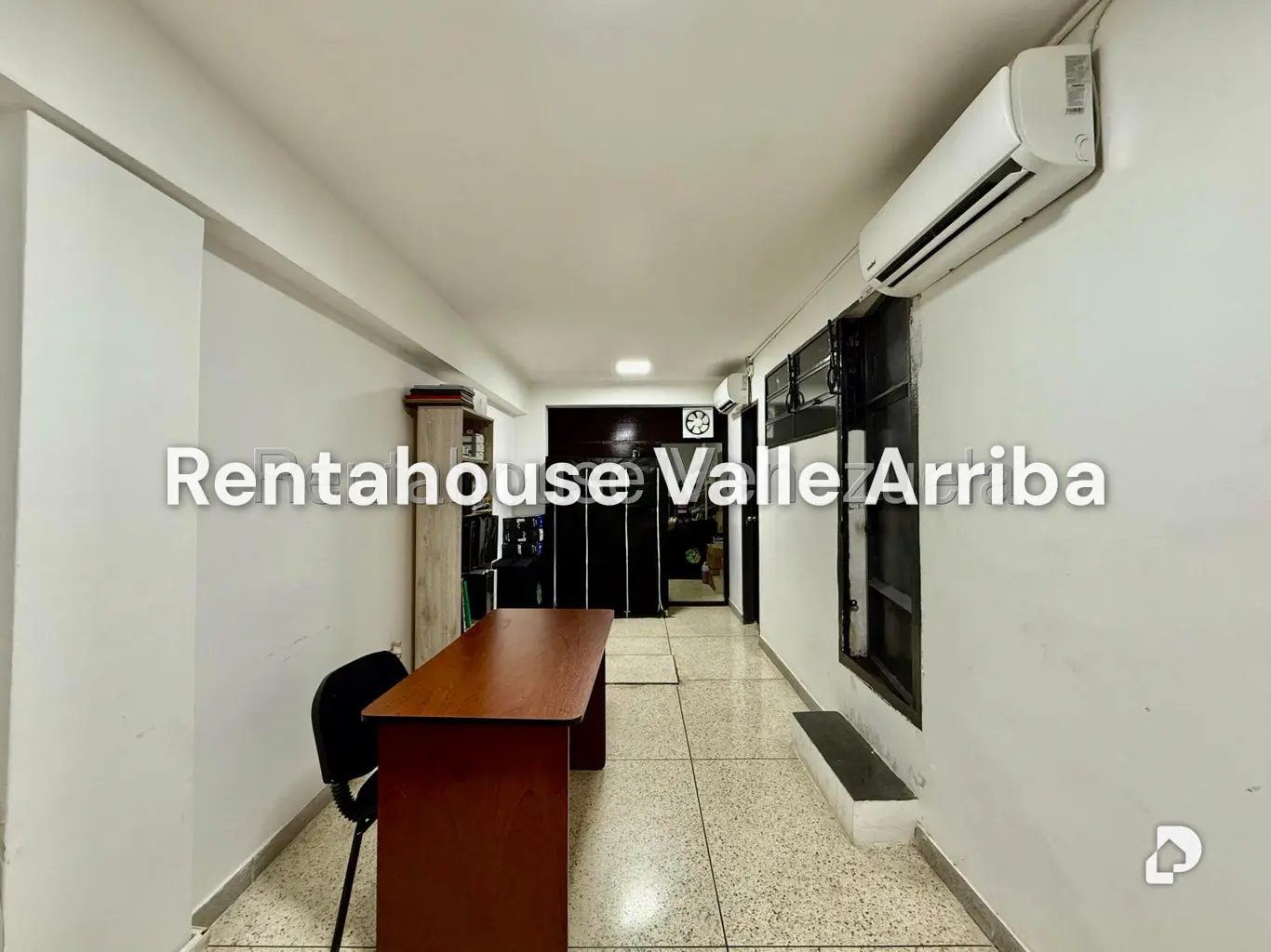 Local comercial en Parroquia Altagracia, Caracas – 16
