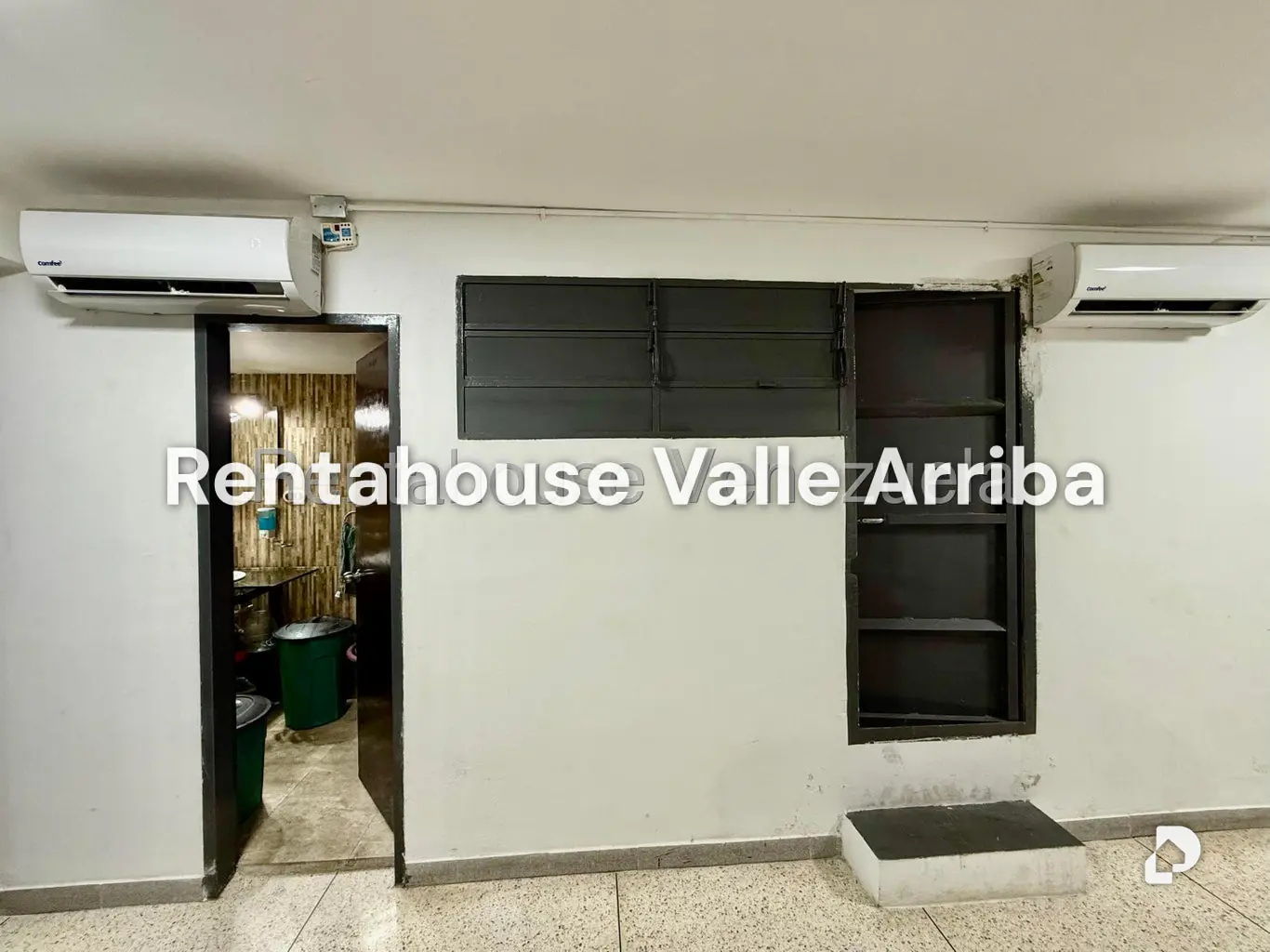 Local comercial en Parroquia Altagracia, Caracas – 17