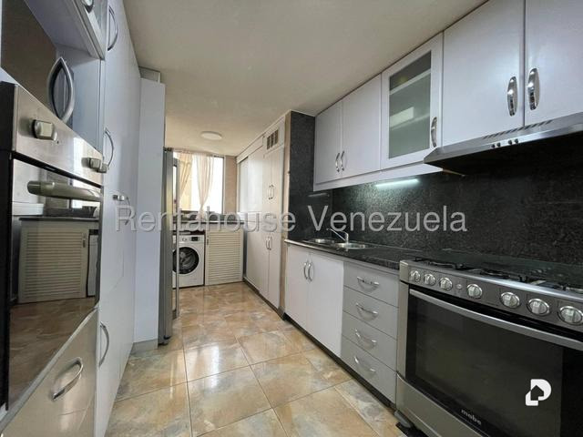 Apartamento en La Urbina, Caracas – 2