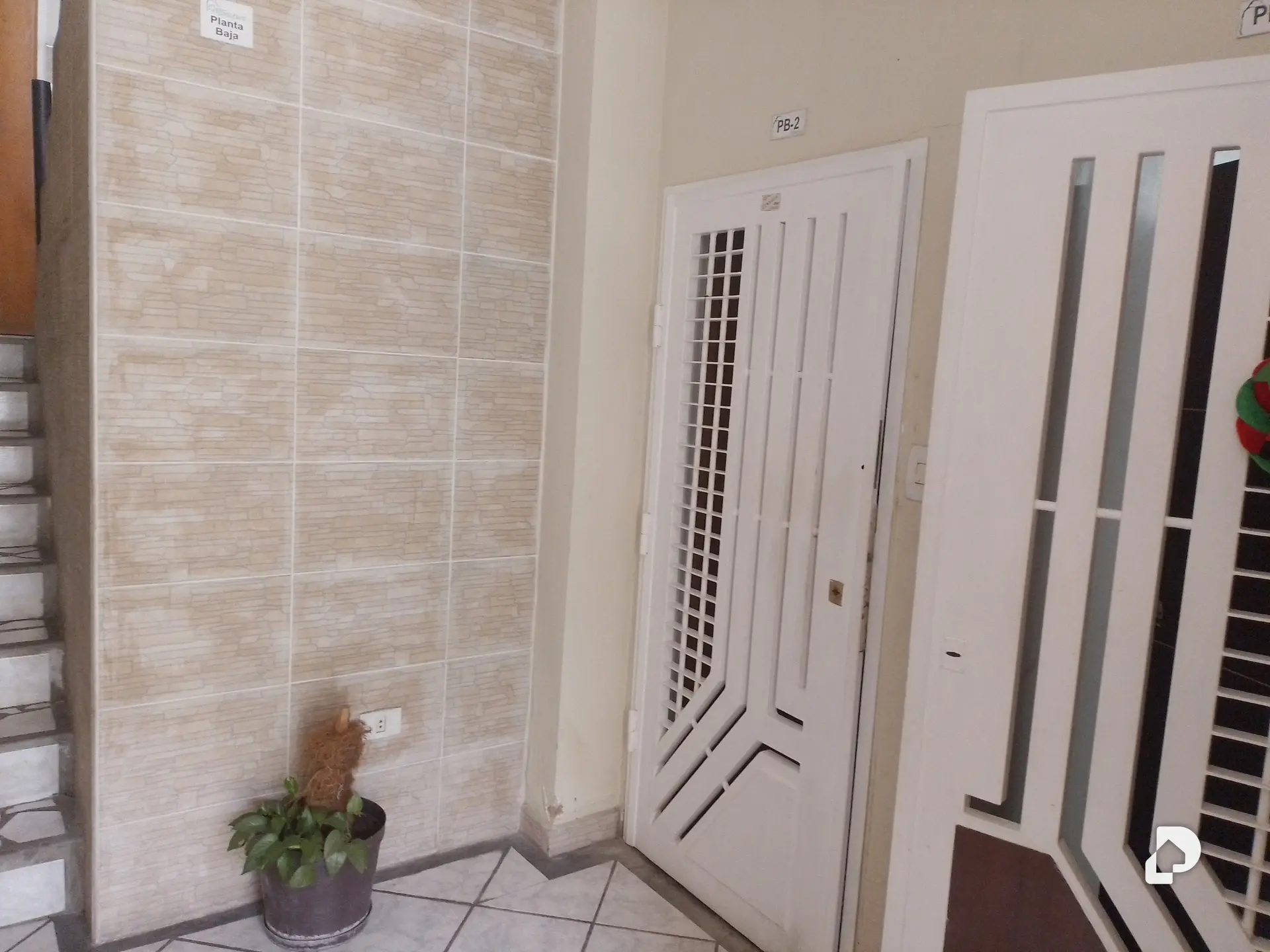 Apartamento en Los Guayos – 2