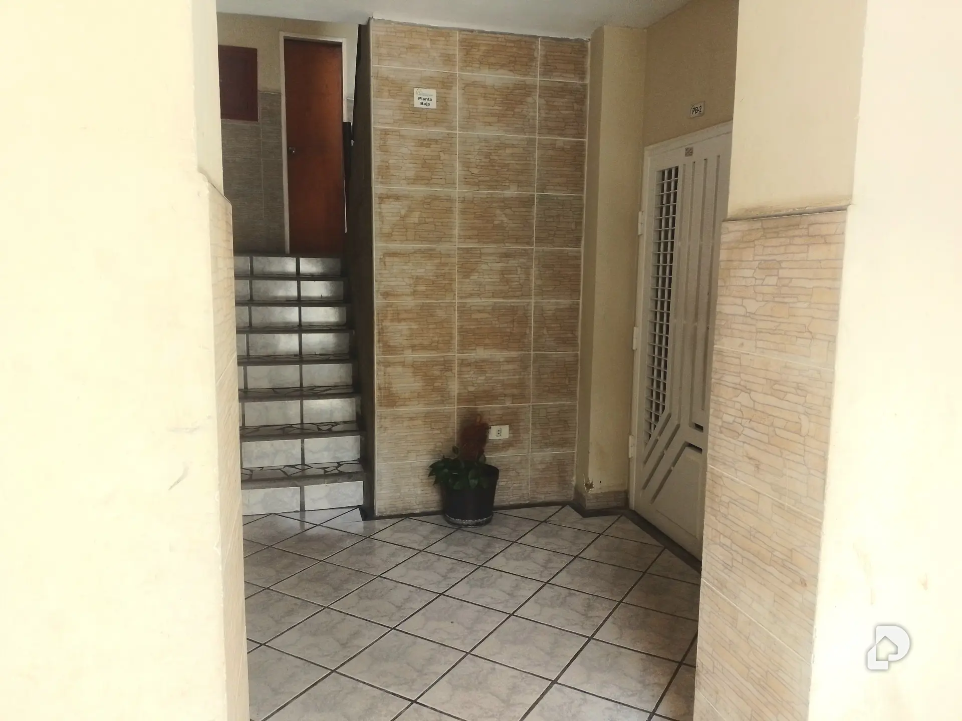 Apartamento en Los Guayos – 1