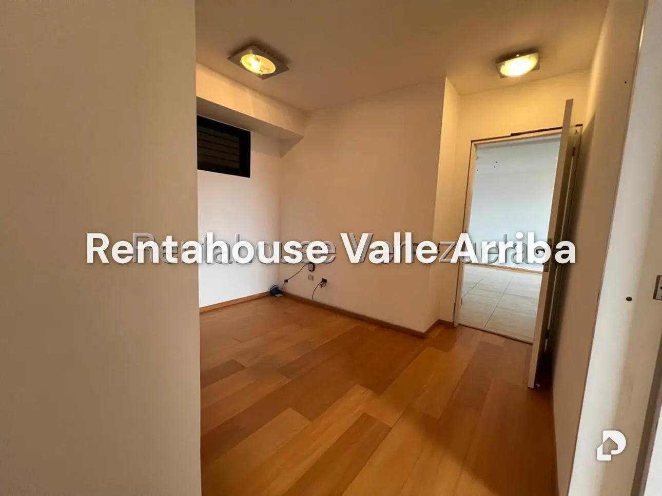 Apartamento en Lomas de La Alameda, Caracas – 13