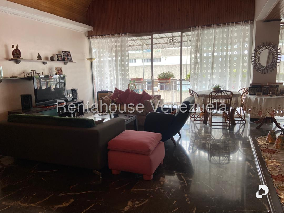 Apartamento en Los Palos Grandes, Caracas – 6