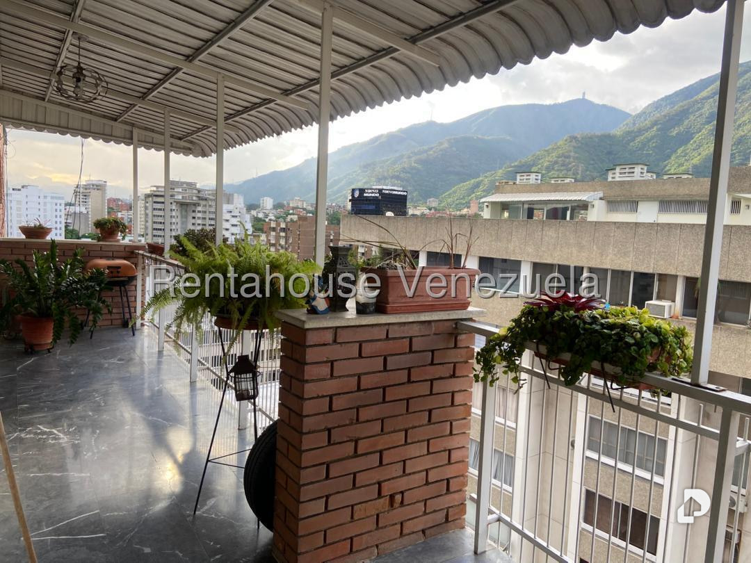 Apartamento en Los Palos Grandes, Caracas – 20