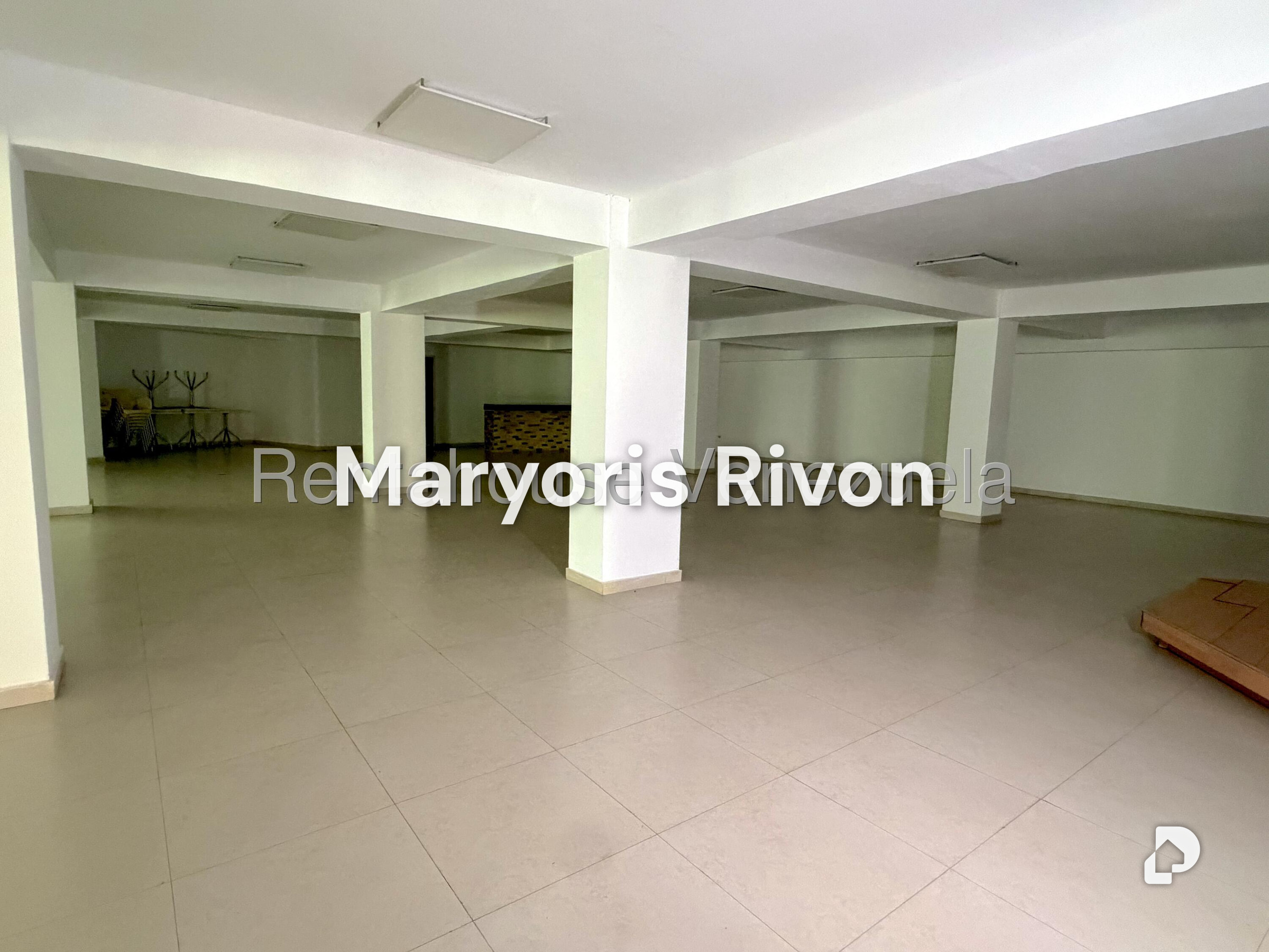 Apartamento en El Cigarral, Caracas – 24