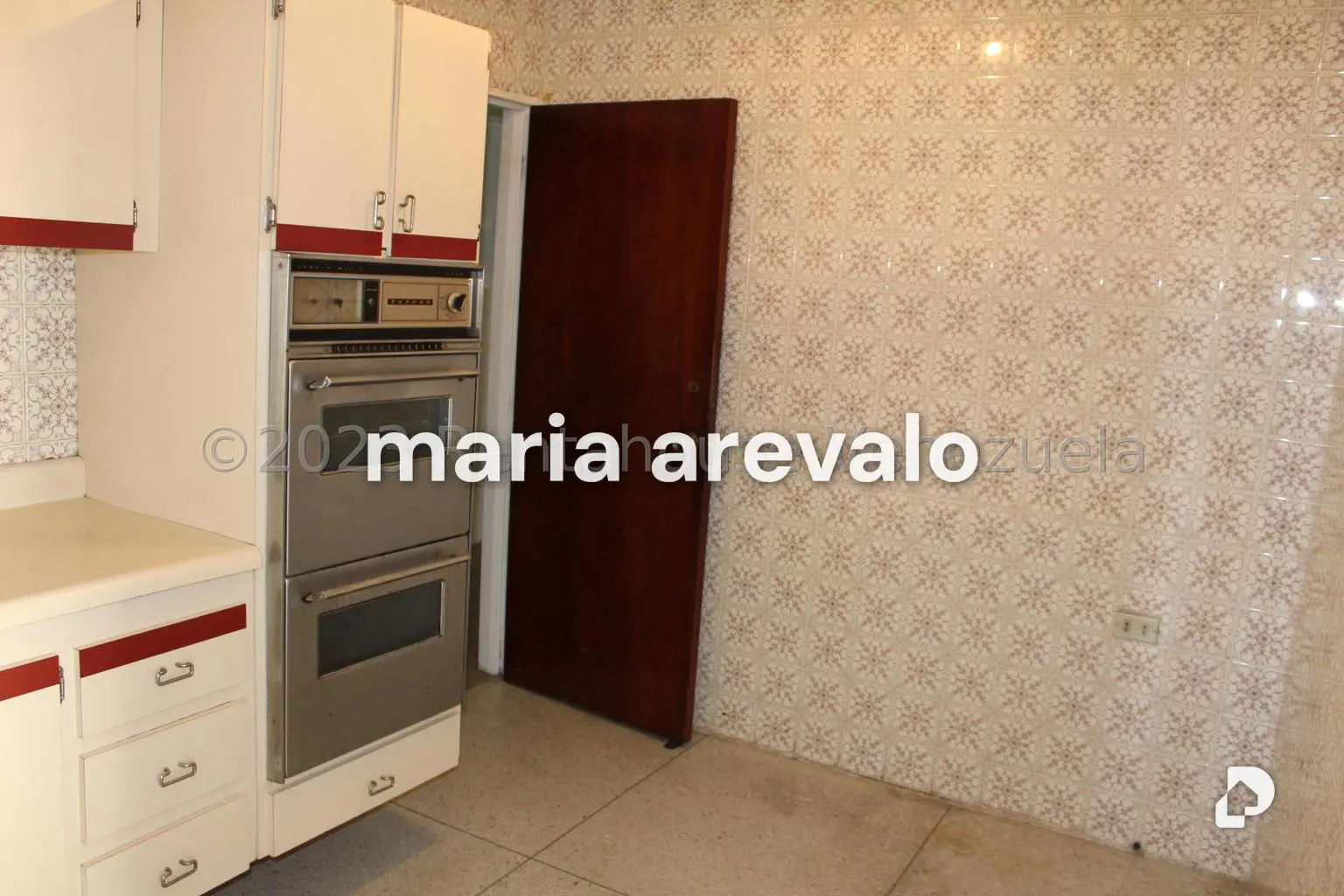 Apartment in Cumbres de Curumo, Caracas – 24
