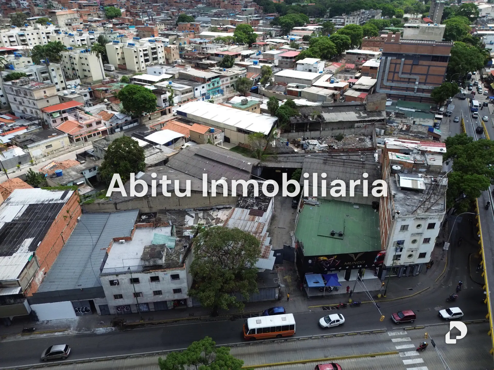Terreno en Las Acacias, Caracas – 2