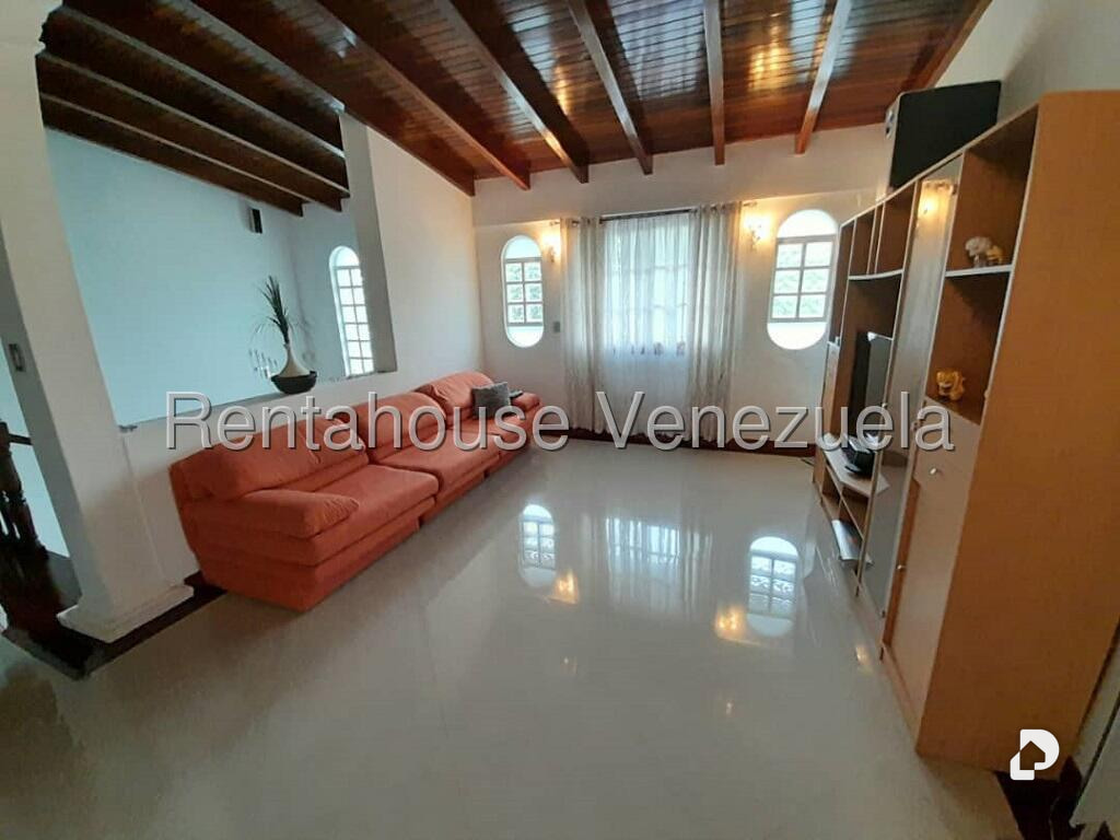 Casa en Colinas de La California, Caracas – 28