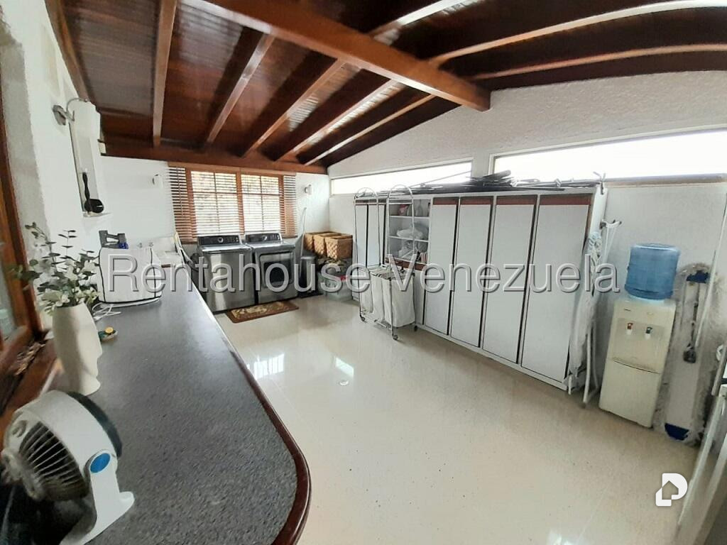 Casa en Colinas de La California, Caracas – 24