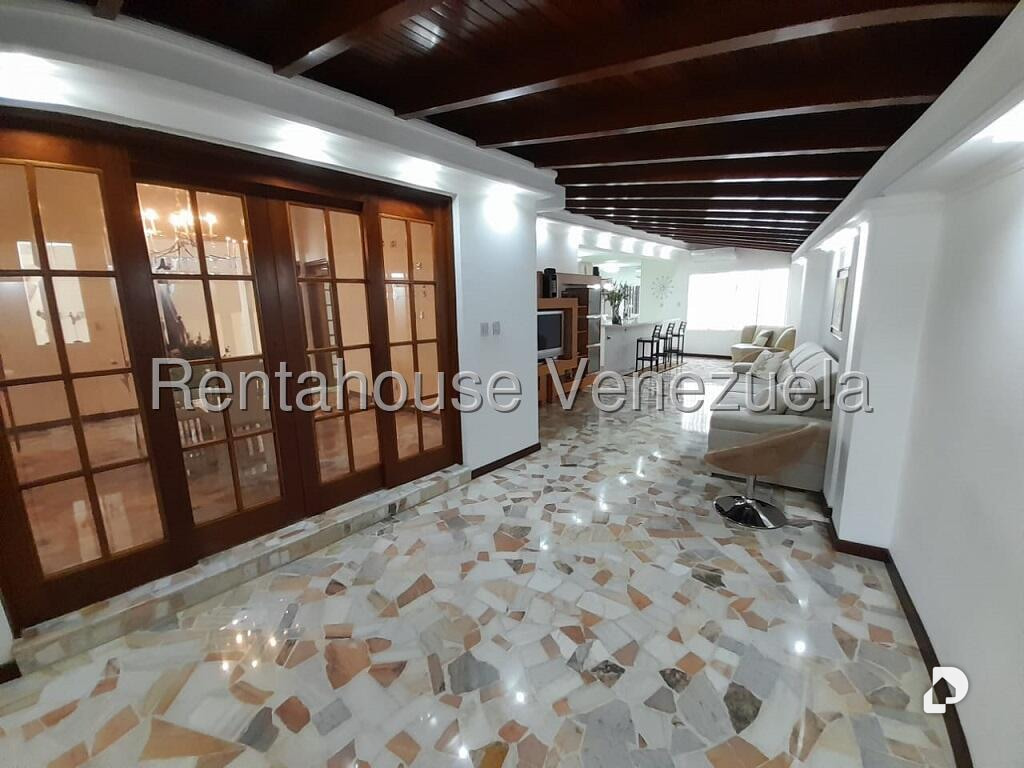 Casa en Colinas de La California, Caracas – 19