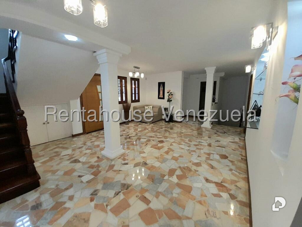 Casa en Colinas de La California, Caracas – 2
