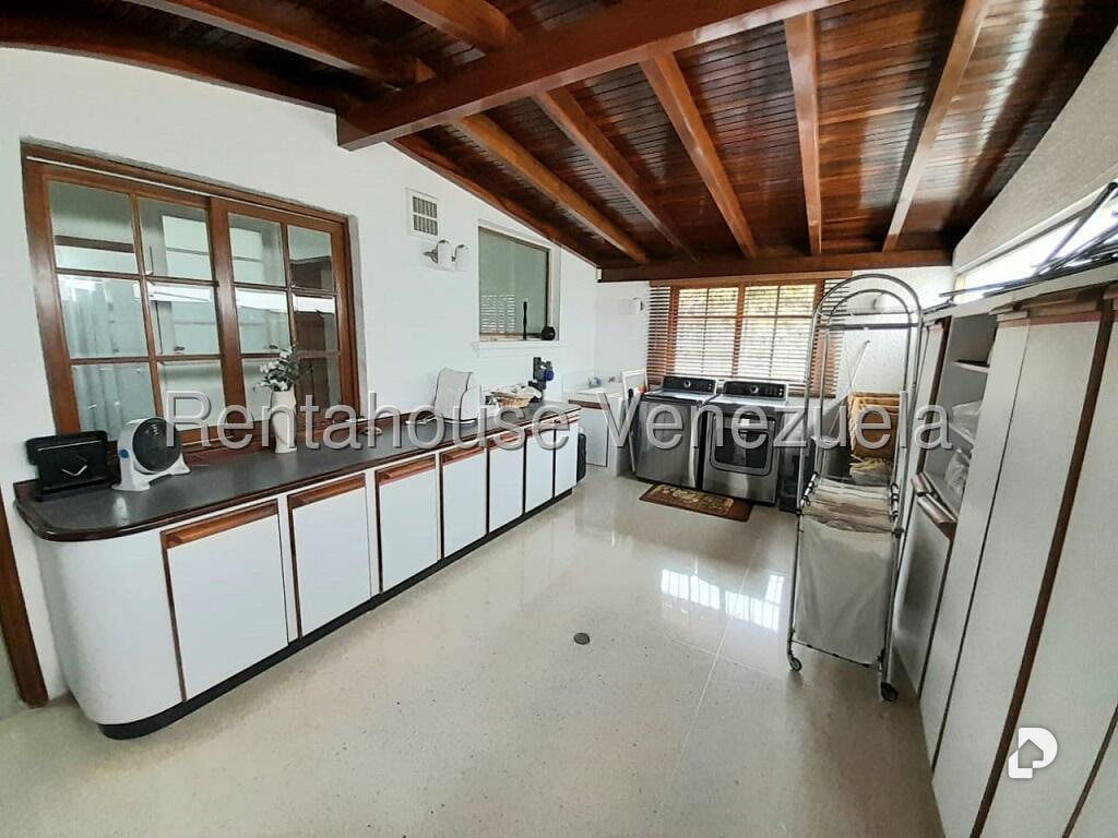 Casa en Colinas de La California, Caracas – 25