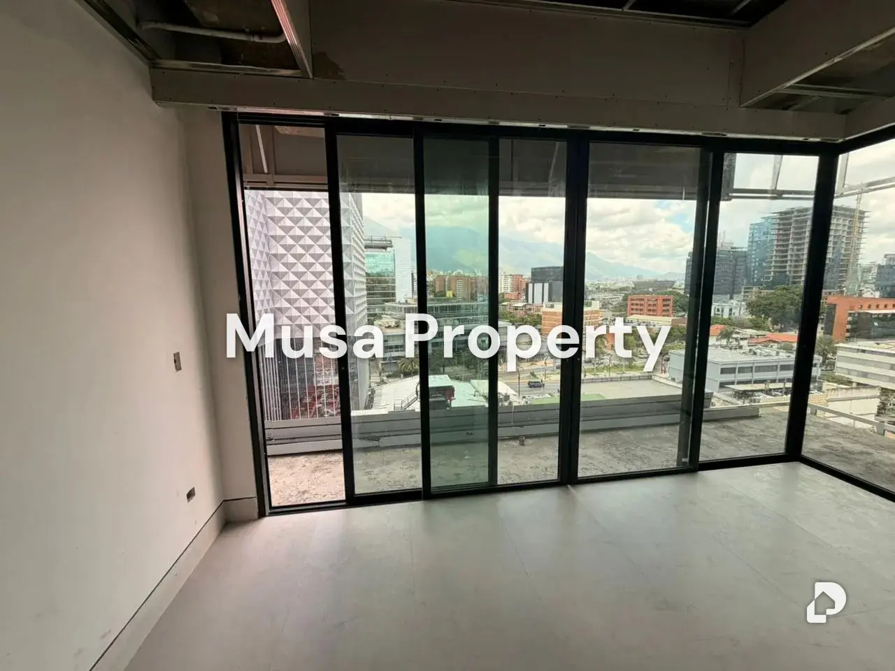Apartamento en Las Mercedes, Caracas – 12
