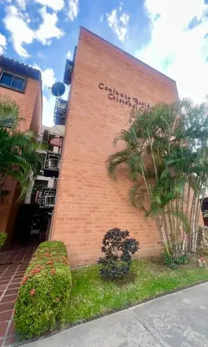 Apartamento en Base Aragua, Maracay - 1