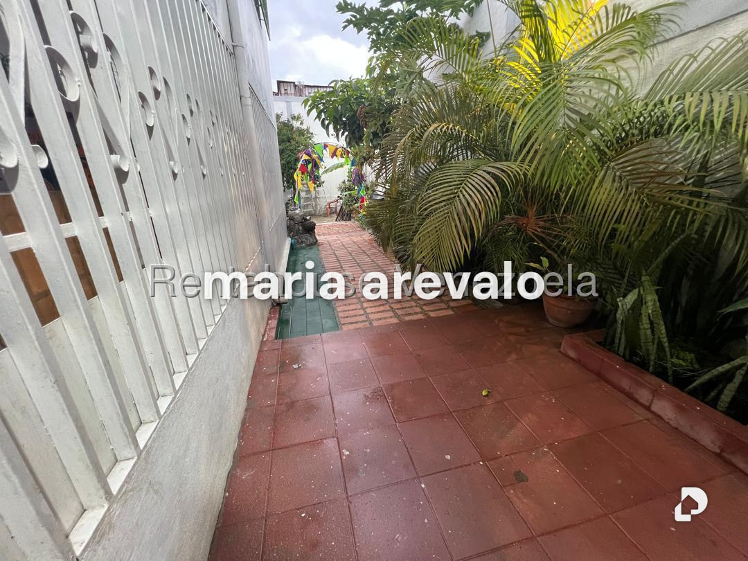 Casa en San Bernardino, Caracas – 26