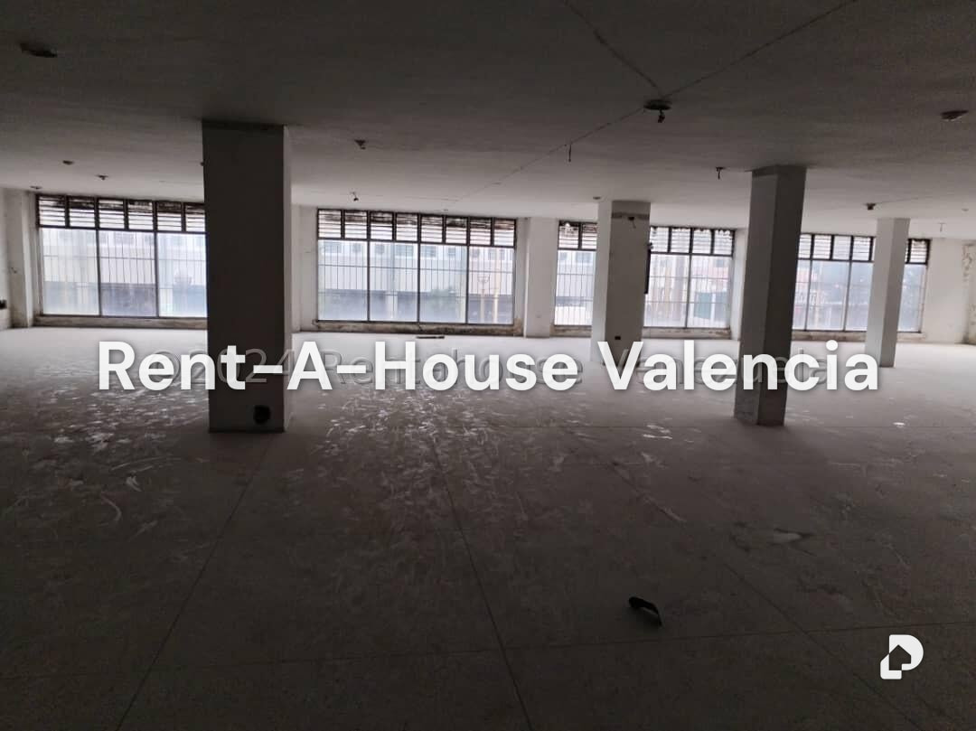 Edificio en Avenida Bolivar Sur, Valencia