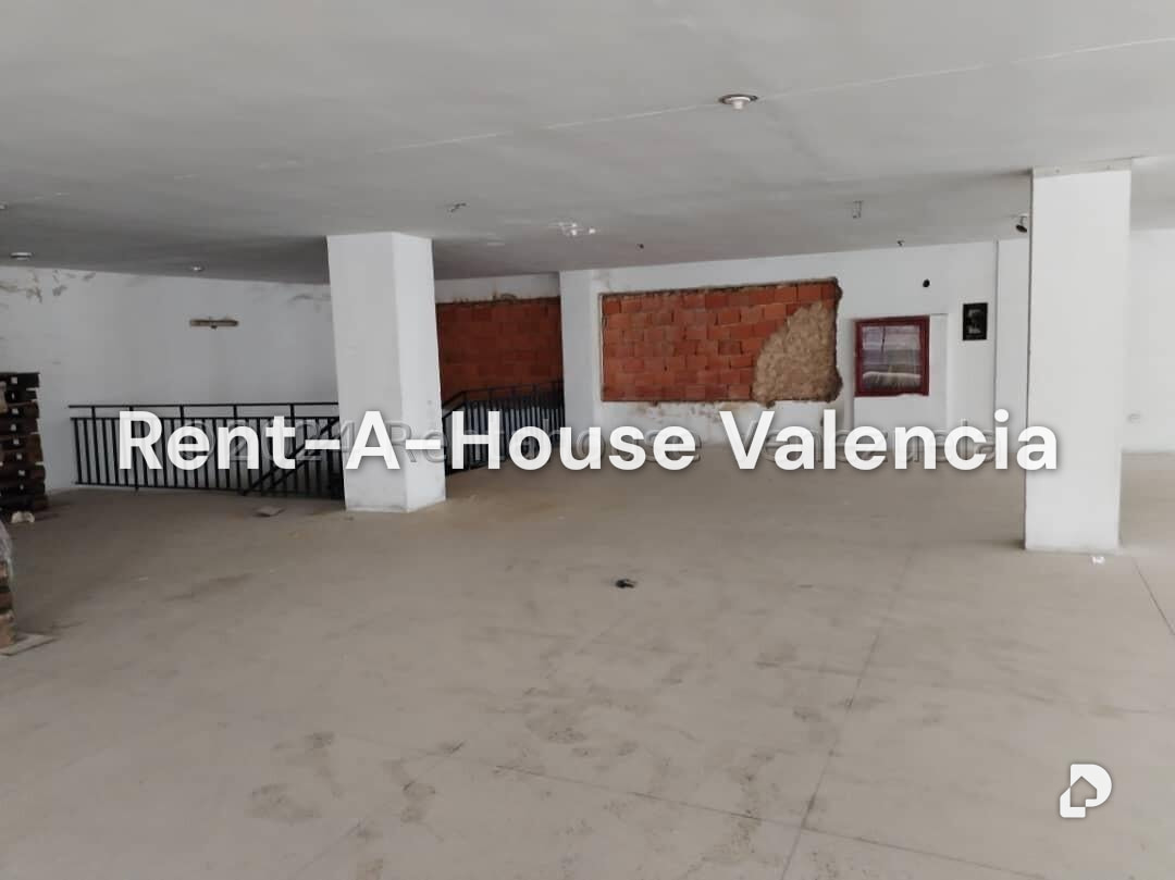 Edificio en Avenida Bolivar Sur, Valencia