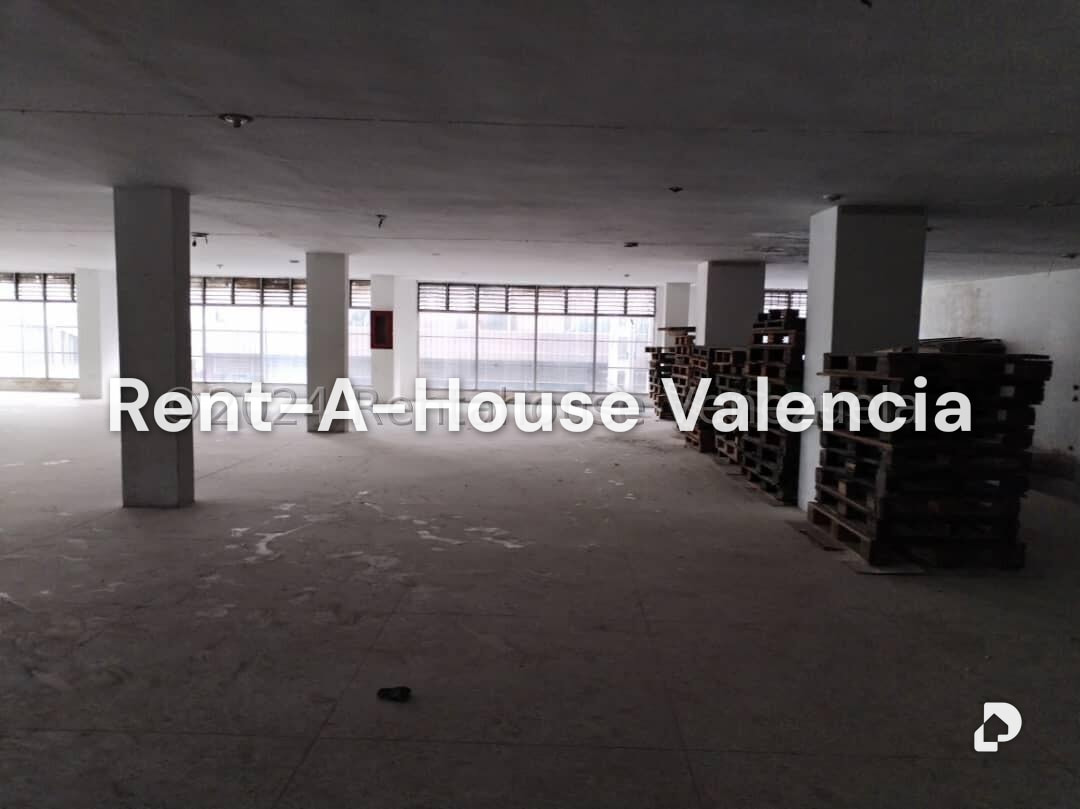 Edificio en Avenida Bolivar Sur, Valencia