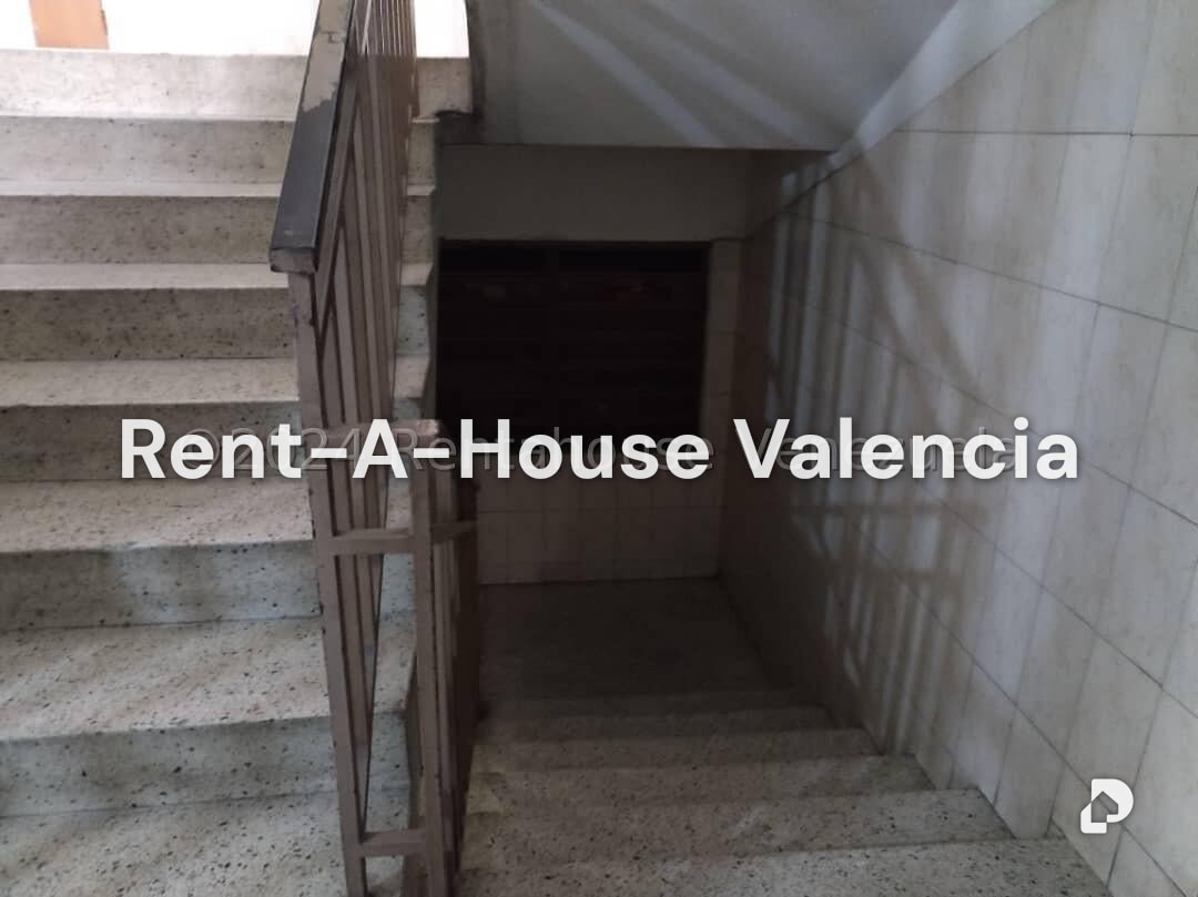 Edificio en Avenida Bolivar Sur, Valencia