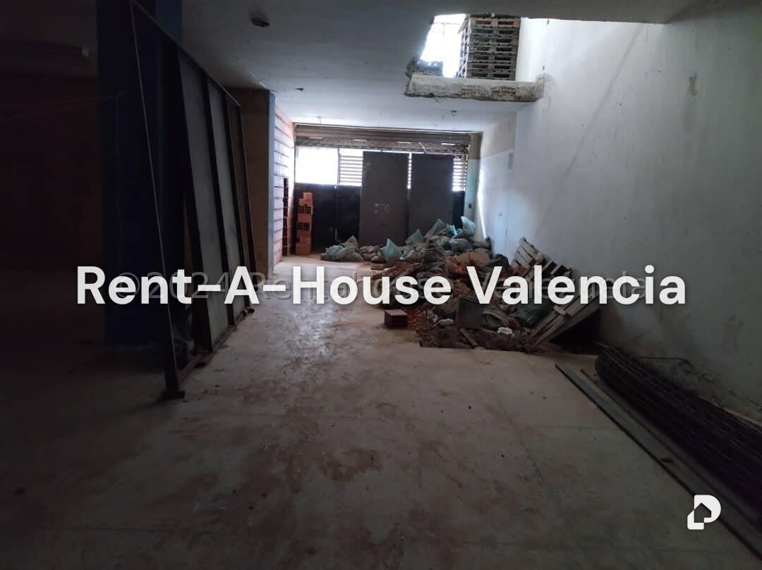 Edificio en Avenida Bolivar Sur, Valencia