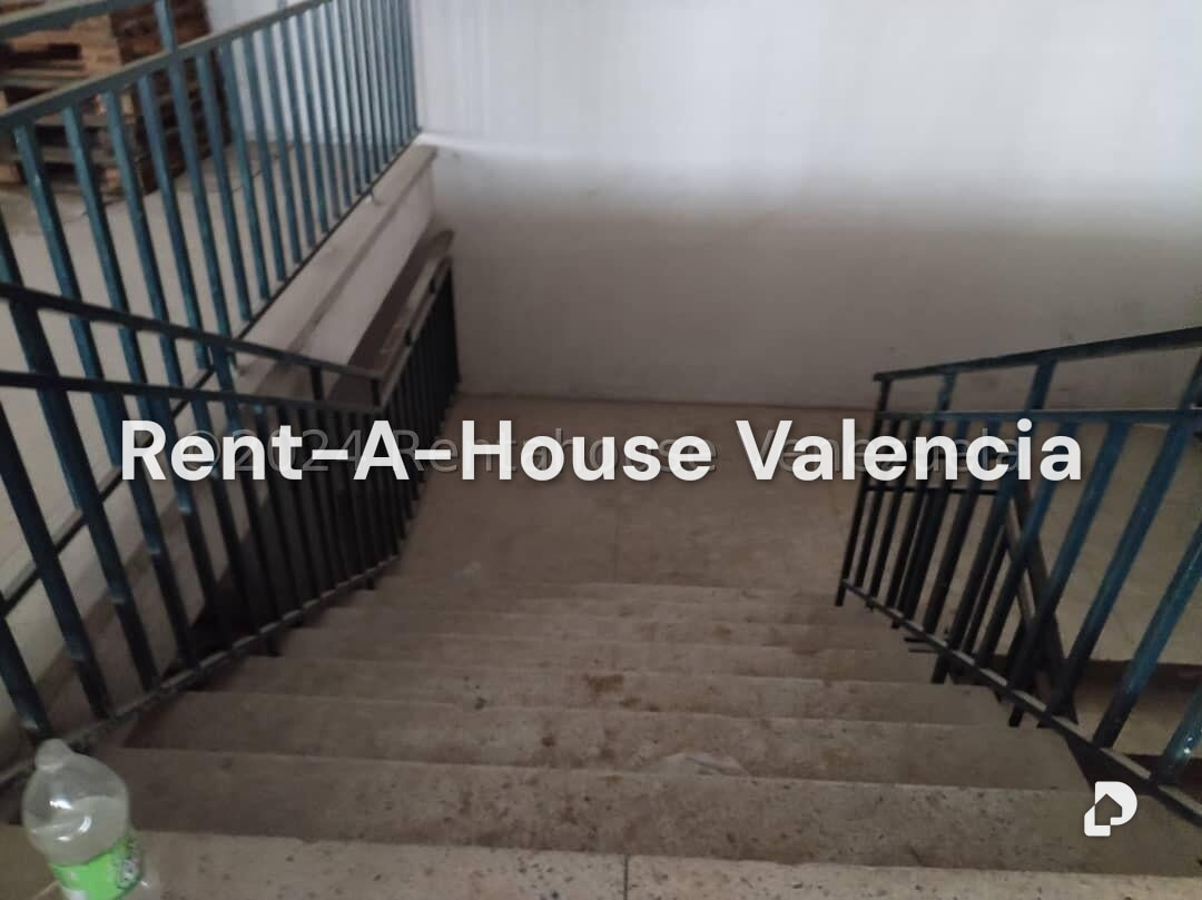 Edificio en Avenida Bolivar Sur, Valencia
