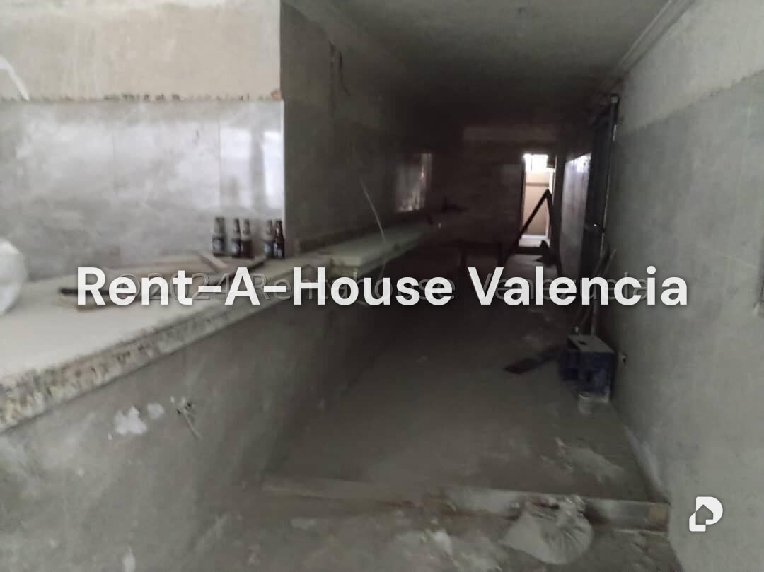 Edificio en Avenida Bolivar Sur, Valencia