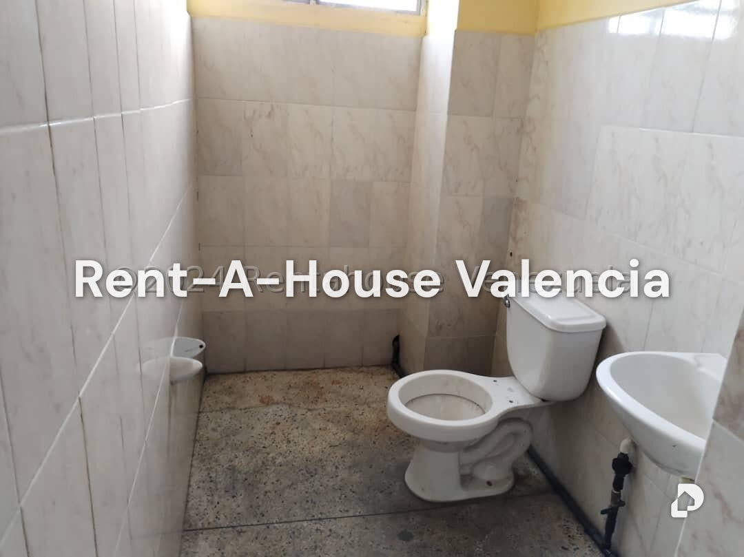 Edificio en Avenida Bolivar Sur, Valencia