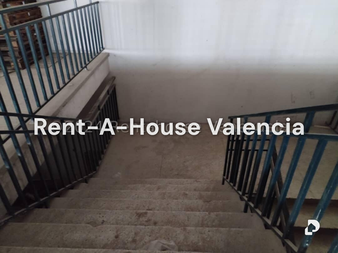 Edificio en Avenida Bolivar Sur, Valencia
