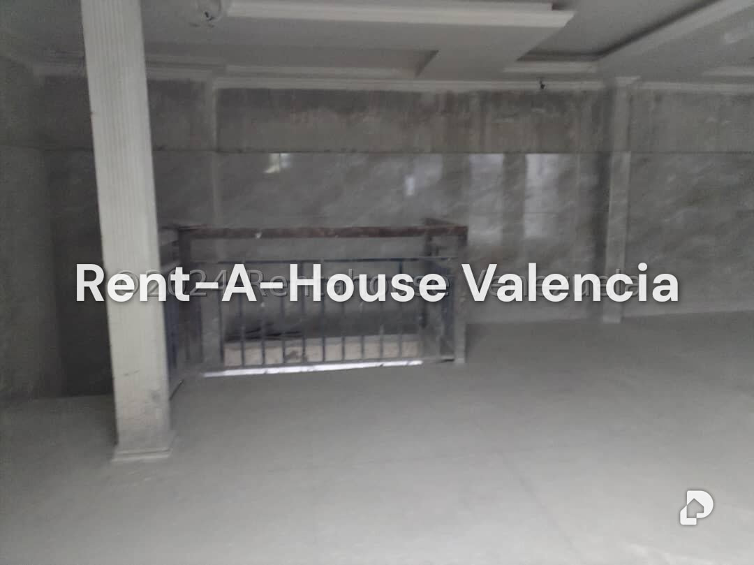 Edificio en Avenida Bolivar Sur, Valencia