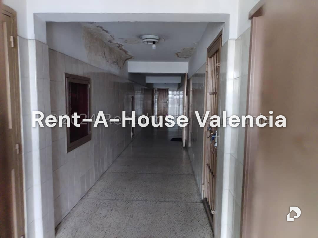Edificio en Avenida Bolivar Sur, Valencia