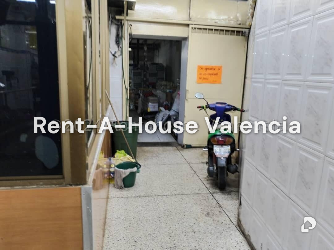 Edificio en Avenida Bolivar Sur, Valencia