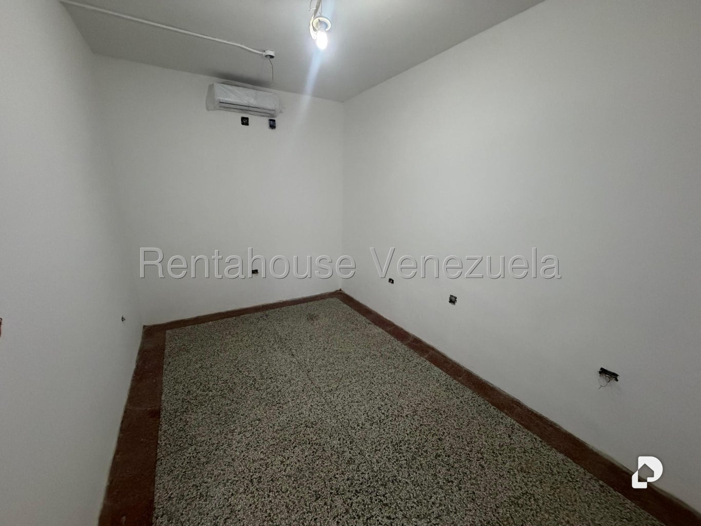 Local comercial en Santa Mónica, Caracas – 5