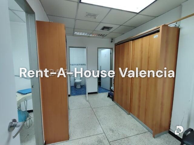 Local comercial en Las Acacias, Valencia – 29