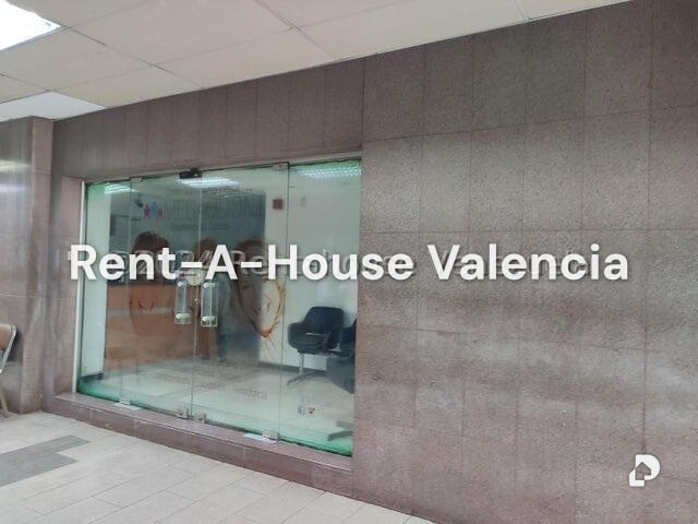 Local comercial en Las Acacias, Valencia – 75