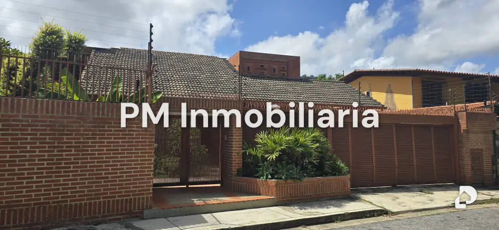 House in Colinas de Tamanaco, Caracas – 1