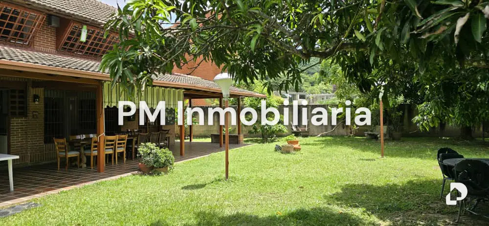 House in Colinas de Tamanaco, Caracas – 19