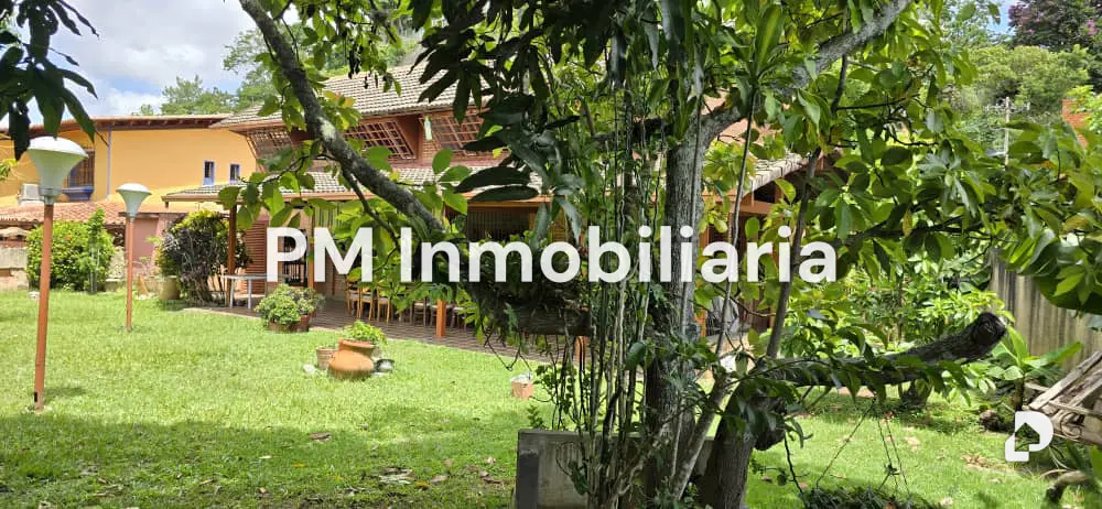 House in Colinas de Tamanaco, Caracas – 20
