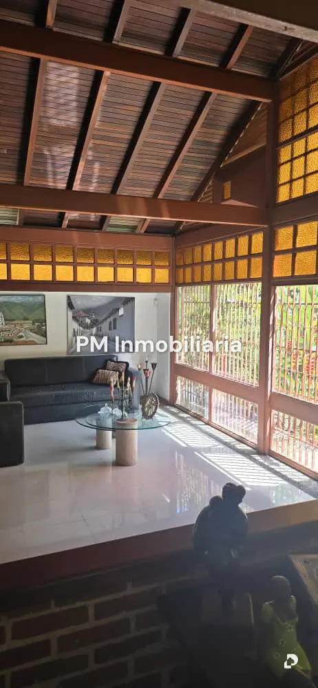 House in Colinas de Tamanaco, Caracas – 4