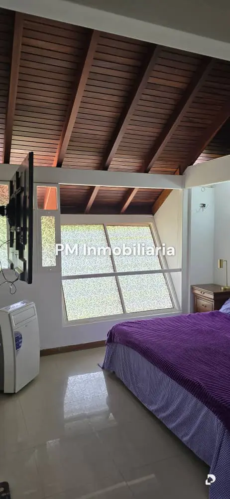 House in Colinas de Tamanaco, Caracas – 10