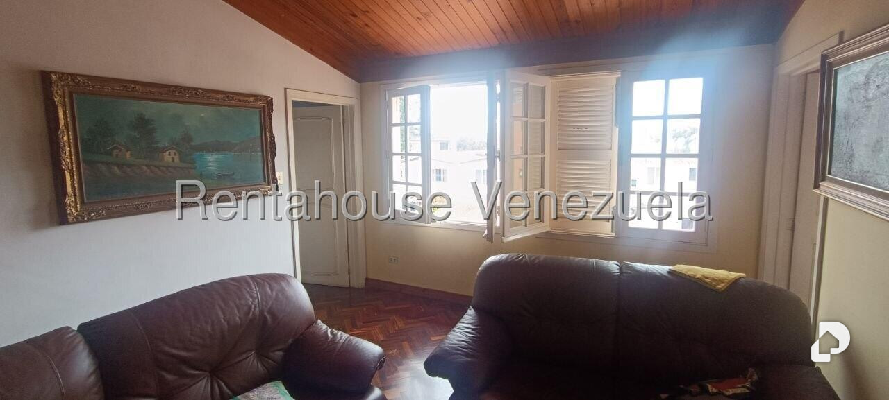 Casa en Lomas de Bello Monte, Caracas – 24