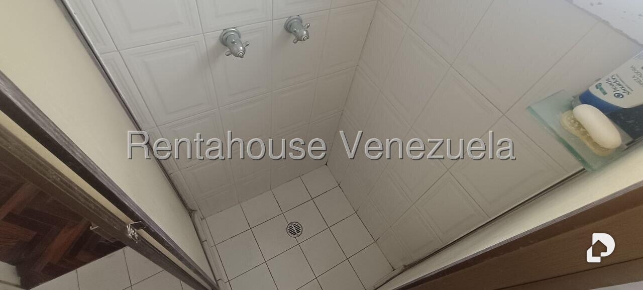 Casa en Lomas de Bello Monte, Caracas – 30