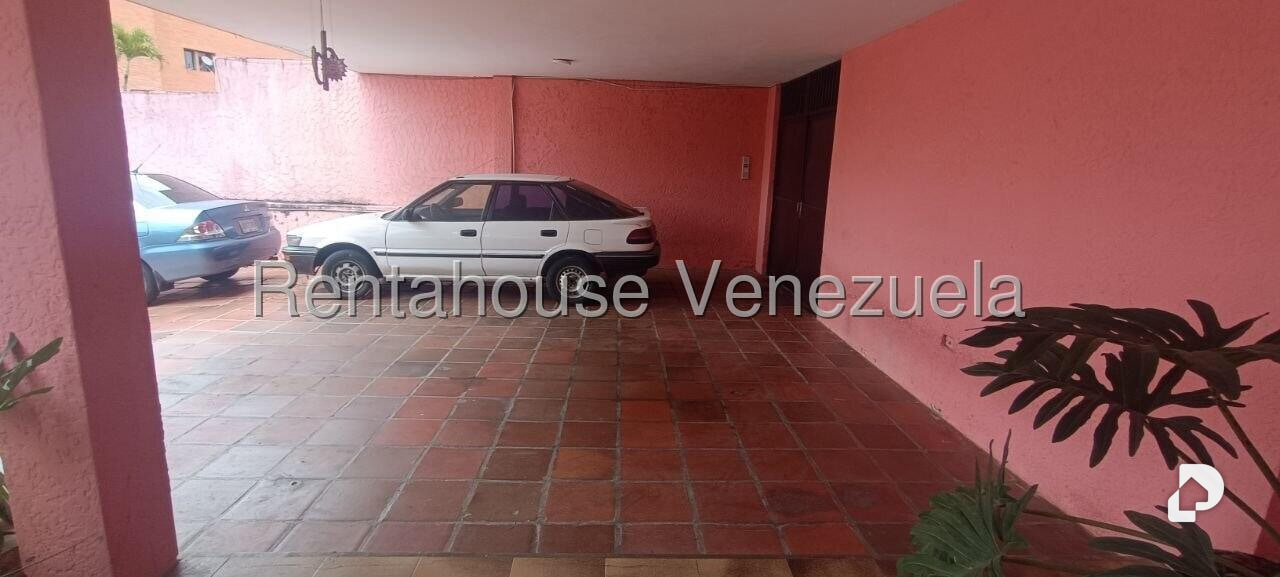 Casa en Lomas de Bello Monte, Caracas – 9