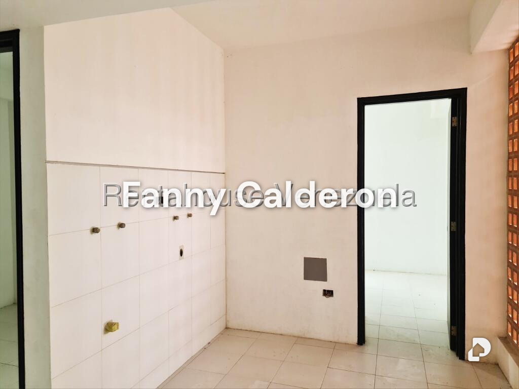 Apartamento en Colinas de Valle Arriba, Caracas – 8