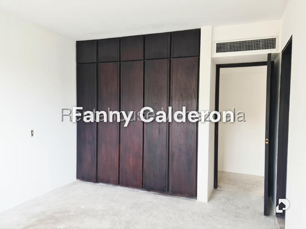 Apartamento en Colinas de Valle Arriba, Caracas – 16