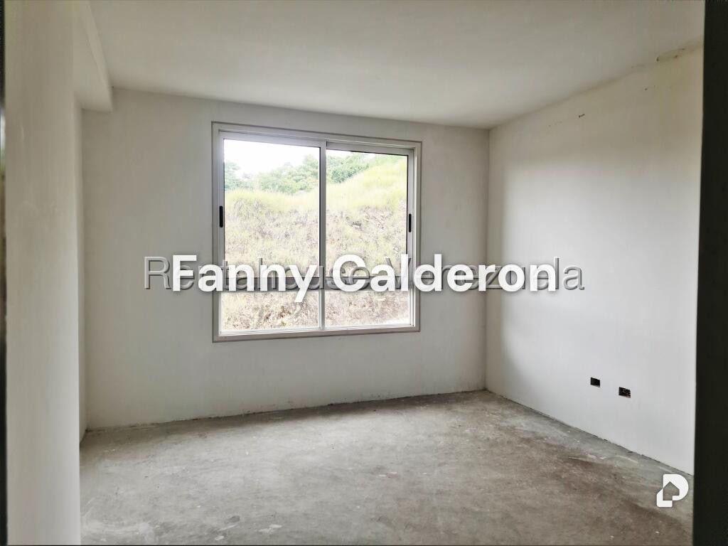 Apartamento en Colinas de Valle Arriba, Caracas – 15