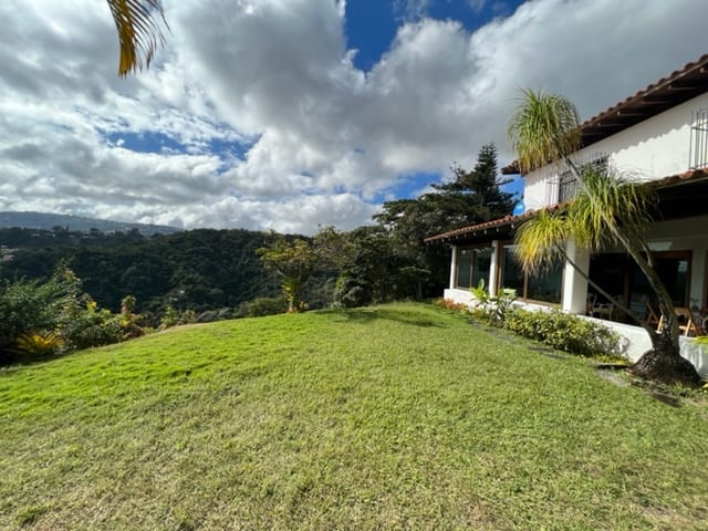 Casa en Lomas del Mirador, Caracas - 1